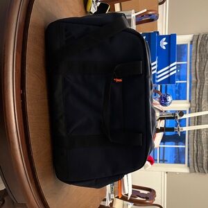 Adidas Men's navy and black duffle Bag